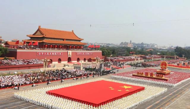 2019年，令mg不朽情缘自豪的一件事——效劳国庆70周年大阅兵及联欢运动